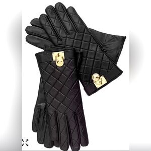 MICHAEL Michael Kors
Women Quilted Leather Hamilton Lock Gloves